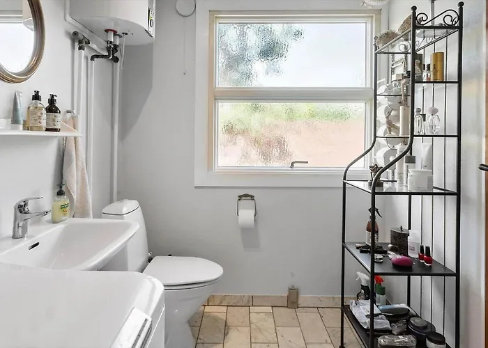 M341-vaeggerlose-tarnurtvej-17 Bøtø By